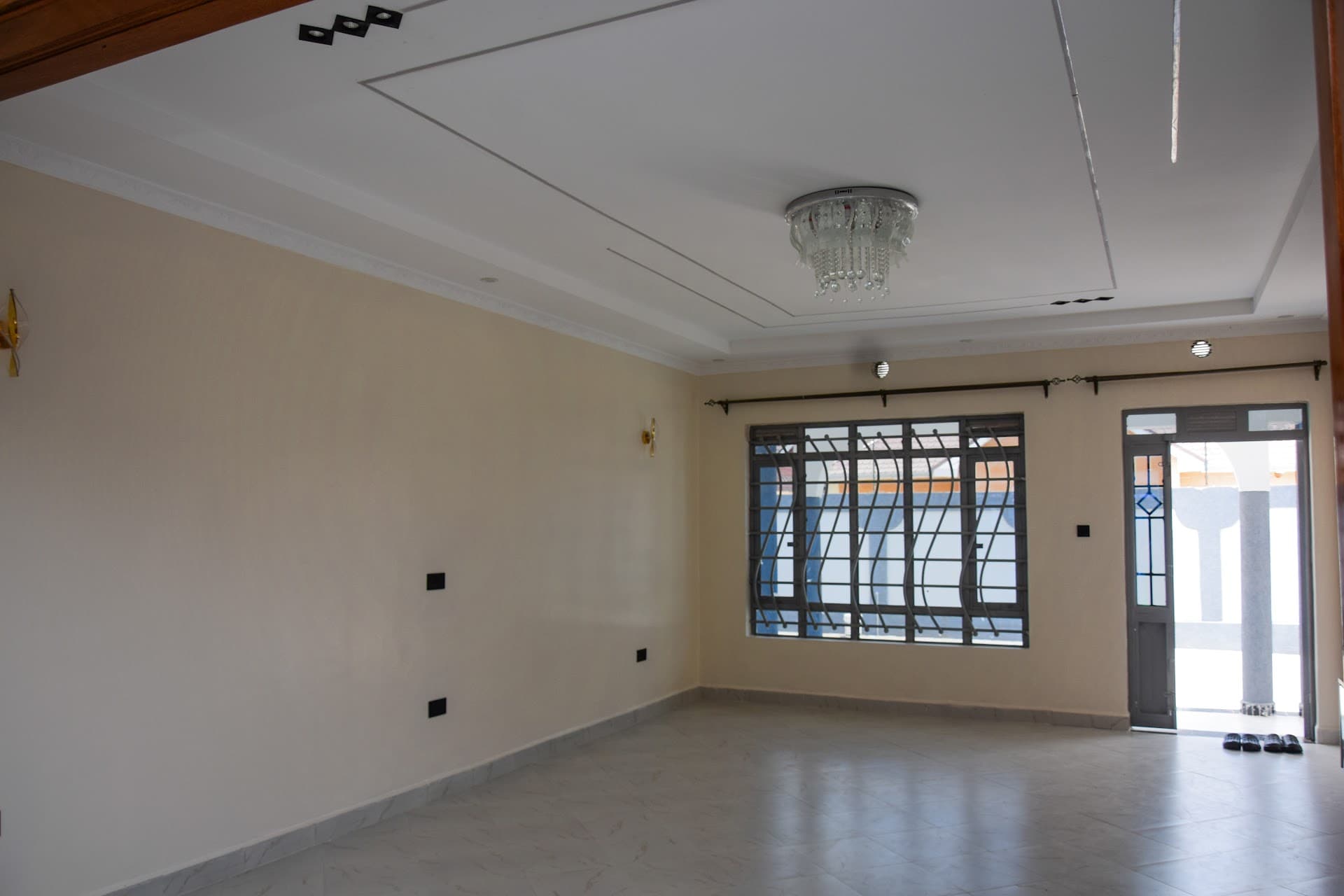 Metallic & 3D Epoxy Flooring in Nairobi: Luxury Living Rooms and Commercial Lounges